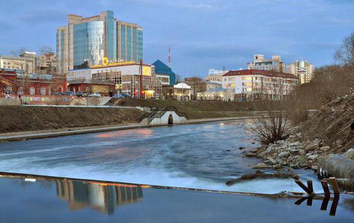 Orașul Ekaterinburg, râul Iset - descriere, fotografie